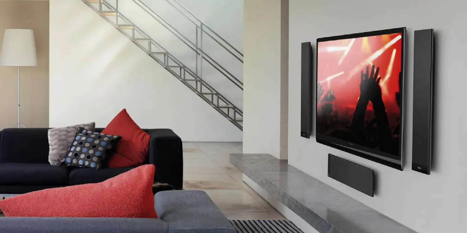 KEF T301 paire d’enceintes extra-plates blanches