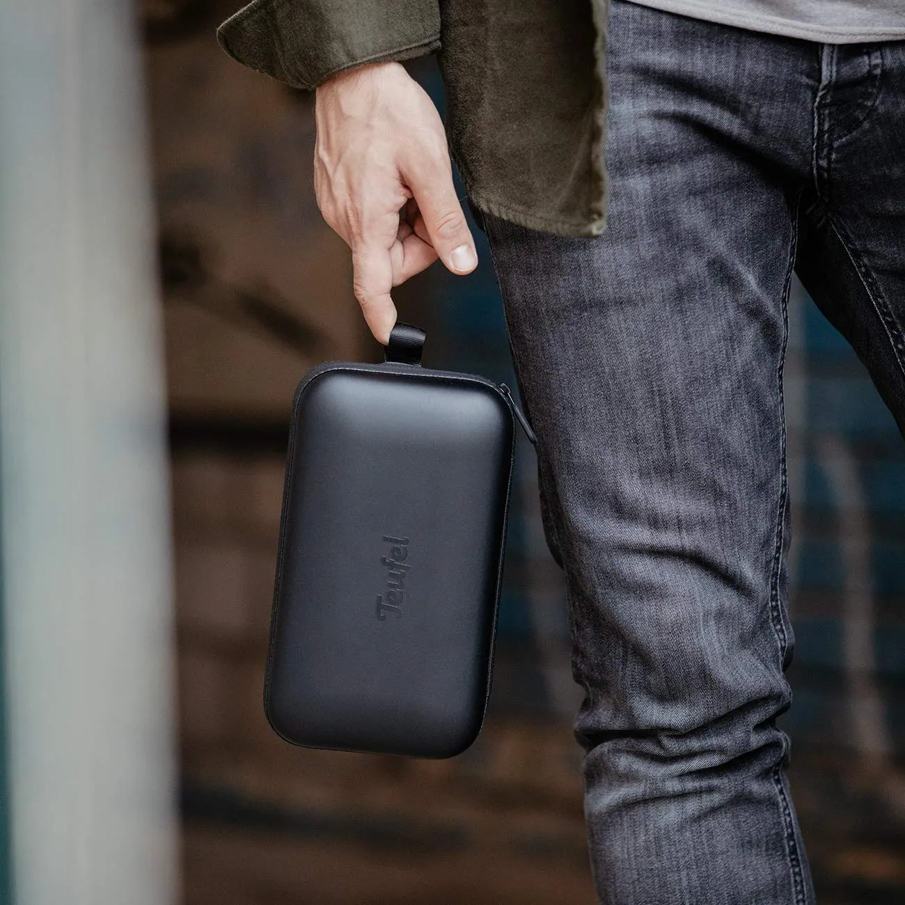 Teufel MOTIV GO Bag étui noir 226 x 128 x 70 mm lavable