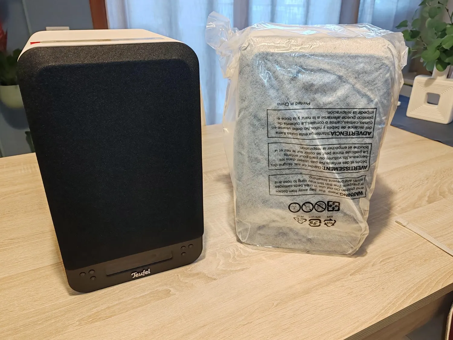 Teufel ULTIMA 25 ACTIVE enceintes bibliothèque blanches Bluetooth