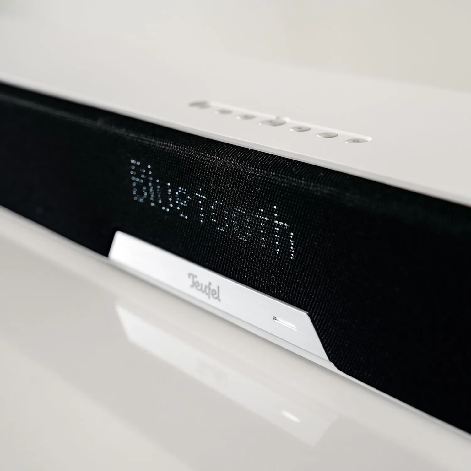 Teufel CINEBAR LUX barre de son blanche Bluetooth HDMI