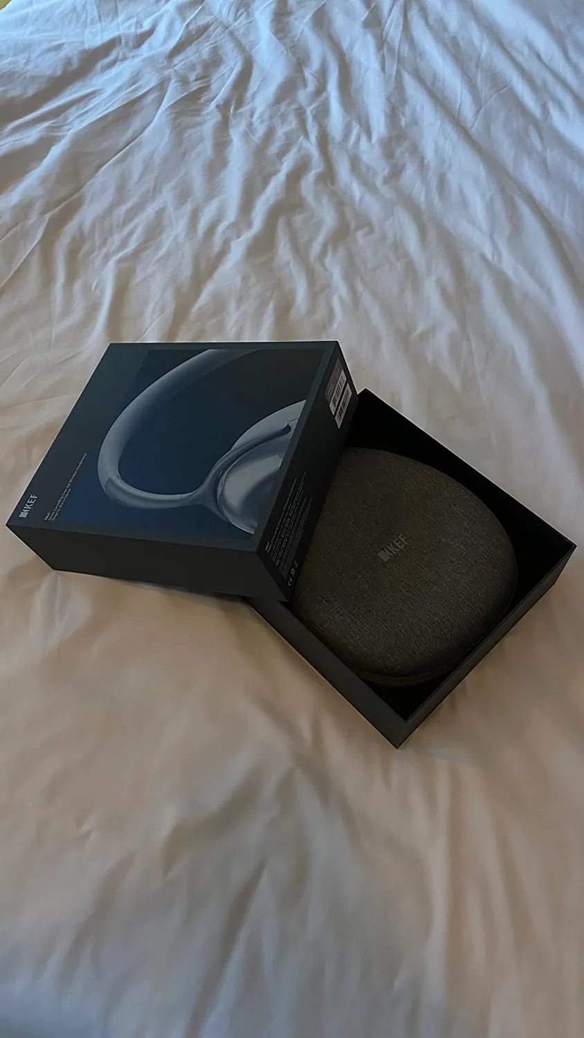 KEF Mu7 casque sans fil à réduction de bruit gris anthracite