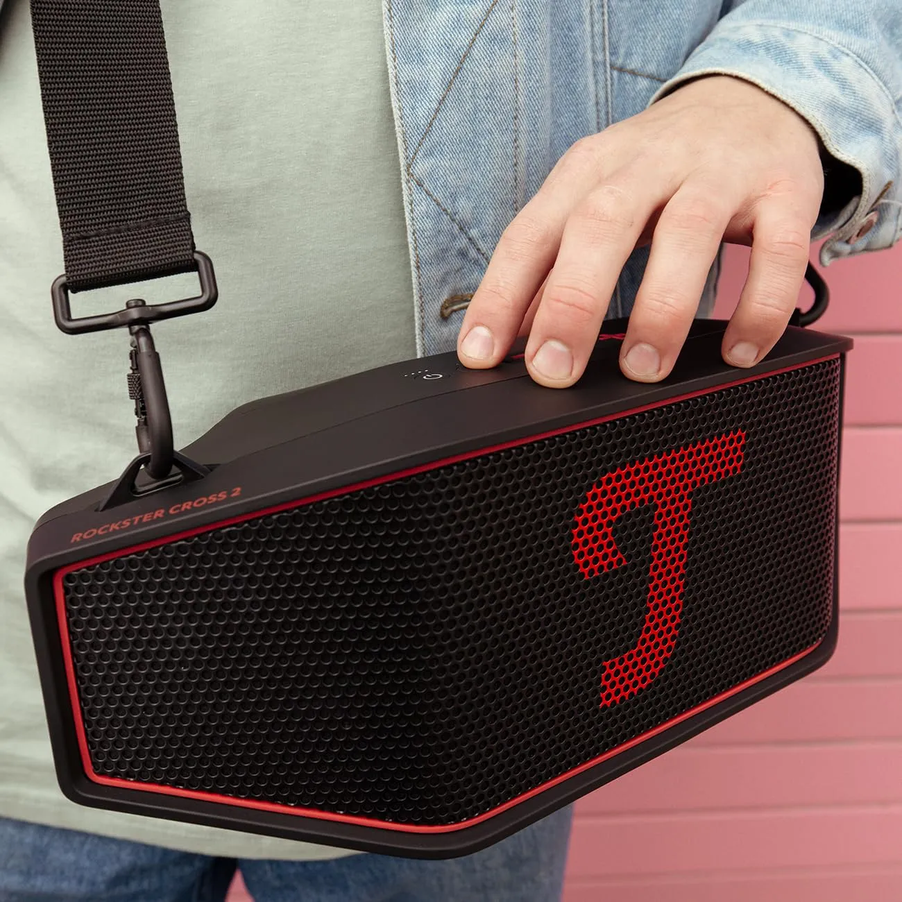 Teufel ROCKSTER CROSS 2 enceinte Bluetooth Black & Red