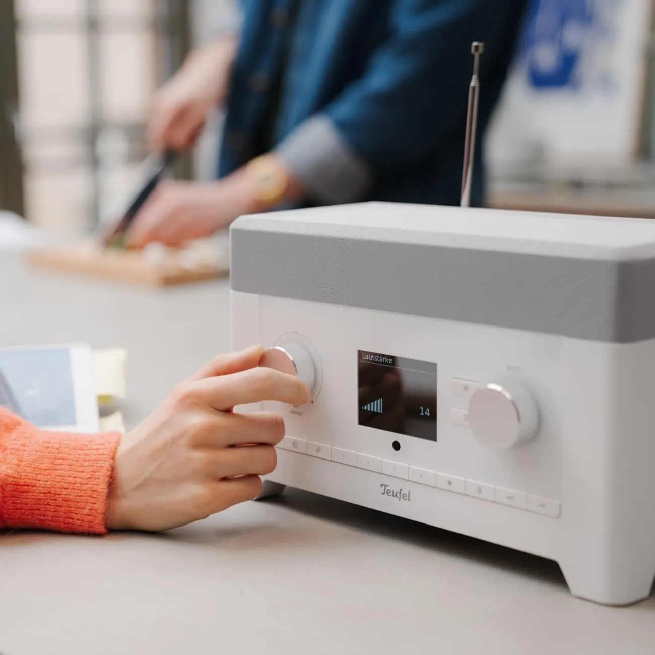 Teufel Radio 3Sixty enceinte radio blanche DAB+ WiFi Bluetooth 360°