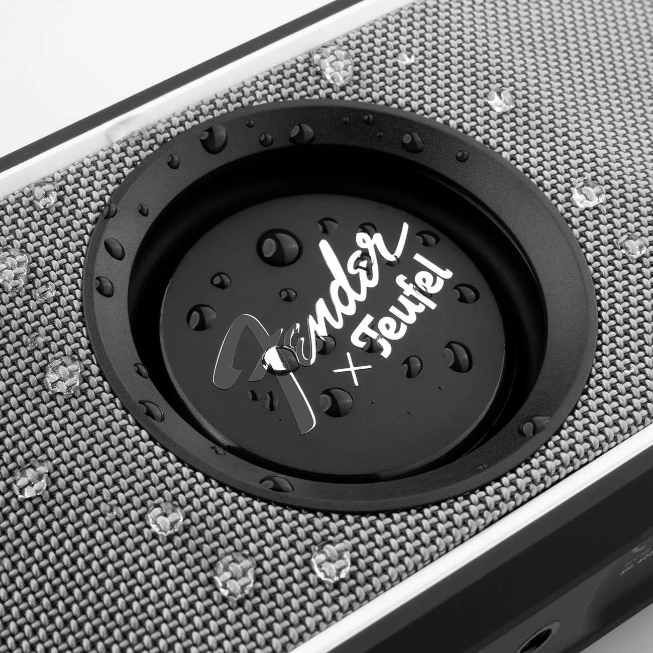 Fender x Teufel Rockster Go 2 enceinte Bluetooth IP67 28h