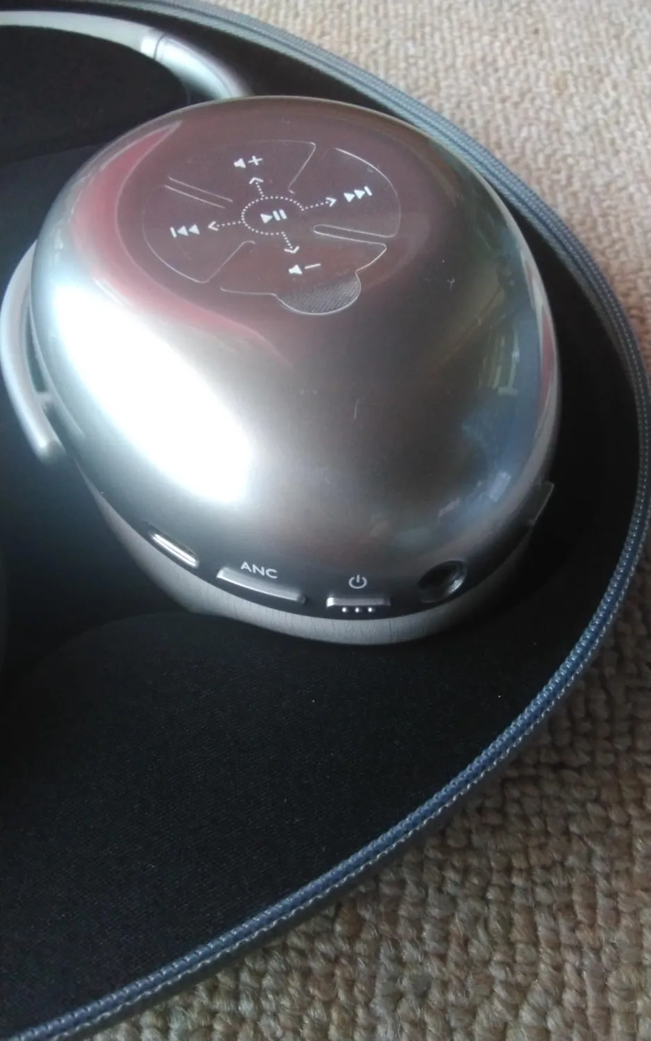 KEF Mu7 casque sans fil à réduction de bruit gris anthracite